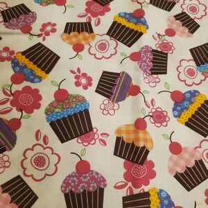 New Cotton Apron Colorful Cupcake Pattern Adult sz Hand Crafted